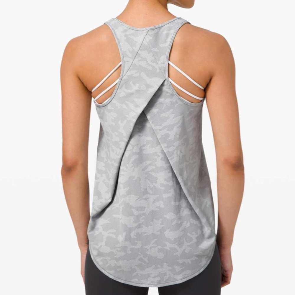 Lululemon Essential Tank Pleated Incognito Camo Silver Drop White
